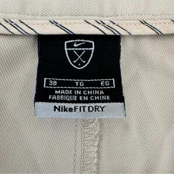Nike Men's Golf FITDRY Pleated Chino Khaki Shorts Size 38 GUC - Picture 5 of 9